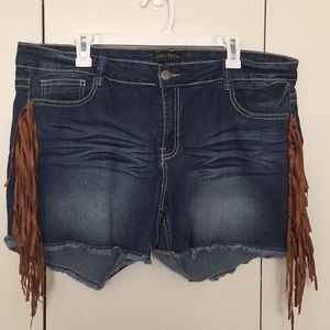Forever 21 plus size shorts 18